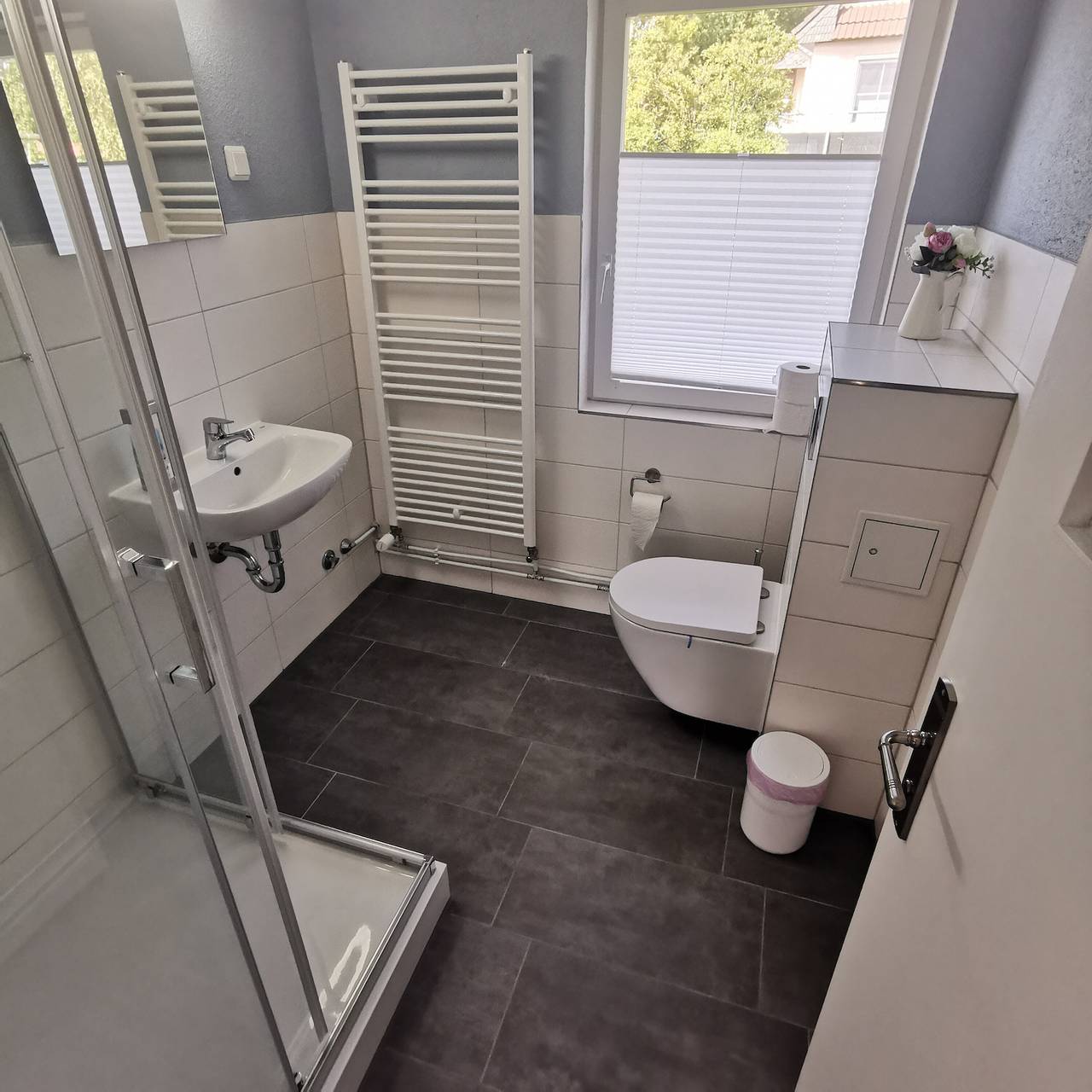 Ganze Wohnung, Ferienwohnung 'Boddenferienhaus - 12 Molenfeuer' mit gemeinsamer Terrasse, Garten und Wlan in Schaprode, Rügen