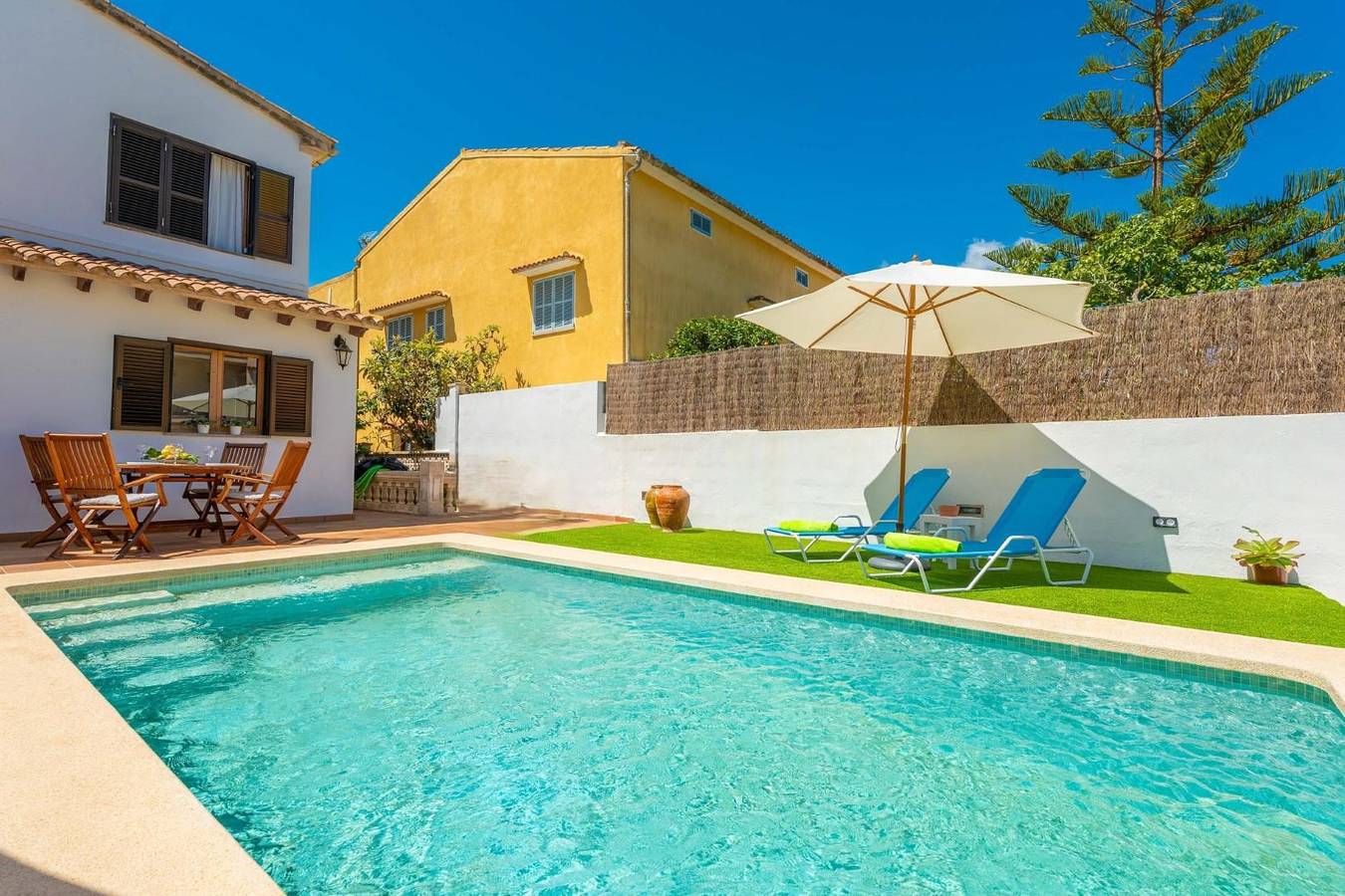 Ca'N Torronet -  Encantadora casa de verano con piscina privada y cerca de la playa. Wifi gratis. in Puerto de Alcúdia, Alcúdia