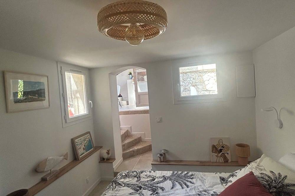 Petite Maison/ appartement Duplex /Jardin /Terrasses /piscine in Cassis, Parc national des Calanques