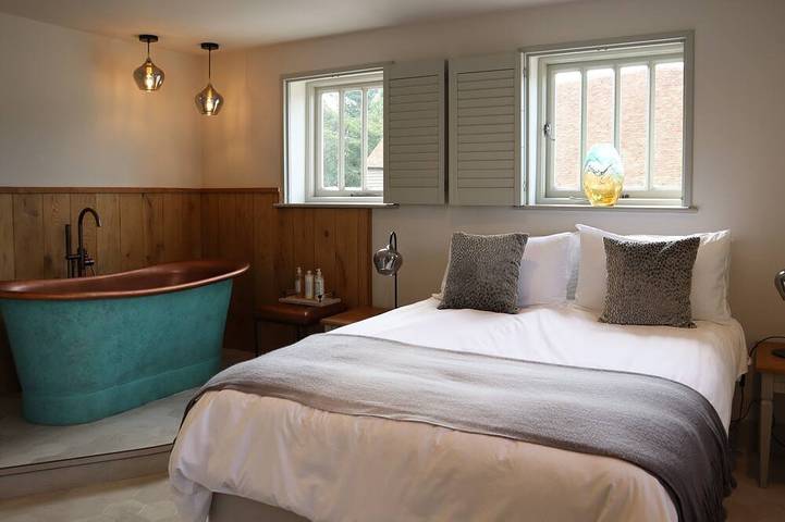 Gîte pour 2 personnes, avec jardin et terrasse