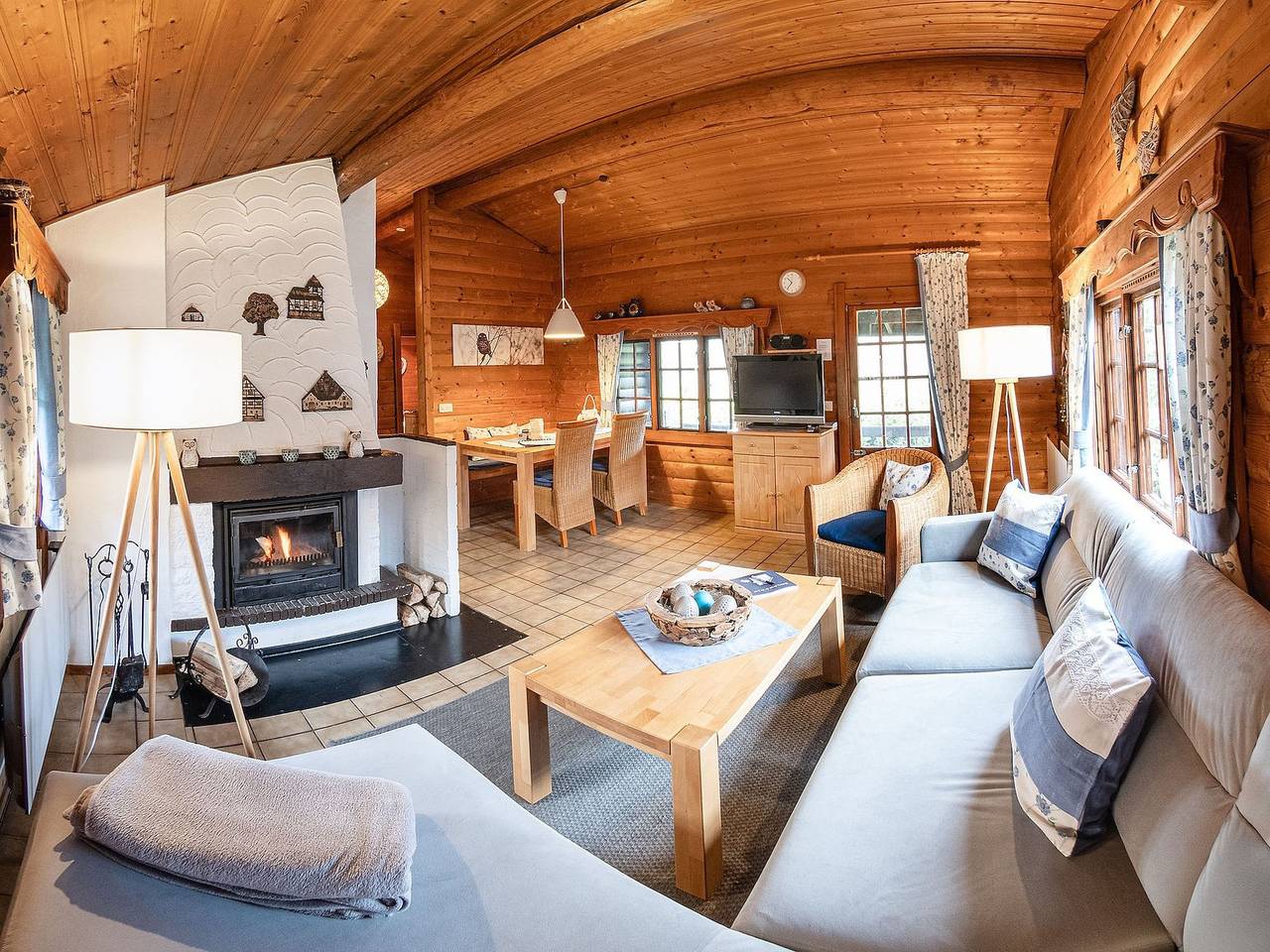 Apartamento entero, Schwedenhaus Waldkauz - Ferienhaus mit Kamin, max. 5 Personen in Willingen, Upland
