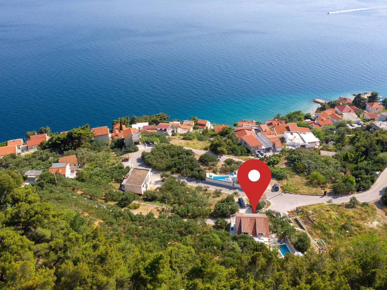 3 Schlafzimmer Villa mit beheiztem Pool und Meer in Pisak, Split-Dalmatien