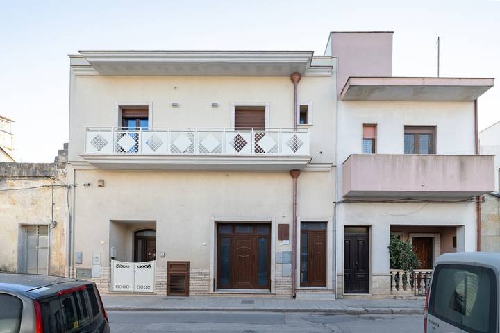 'Il Fenicottero - La Salina' Room with Wi-Fi and Air Conditioning in Avetrana, Gulf of Taranto