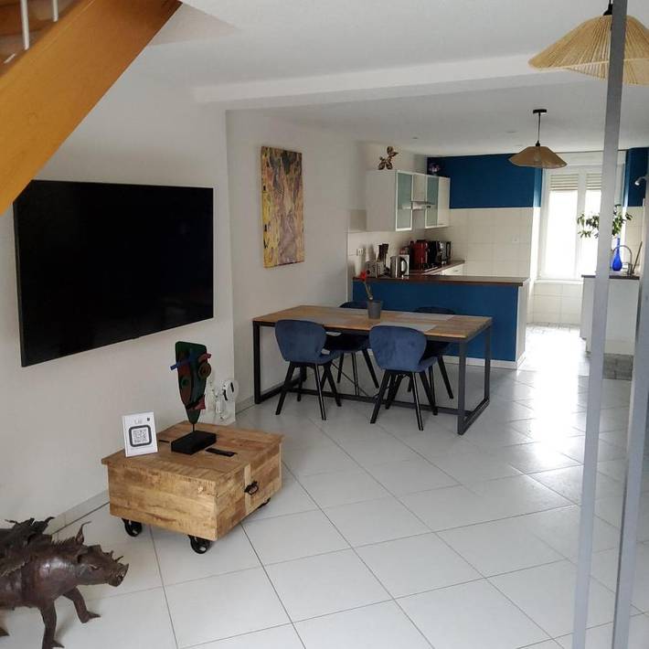Gîte pour 6 personnes, avec balcon à Évette-Salbert - 3