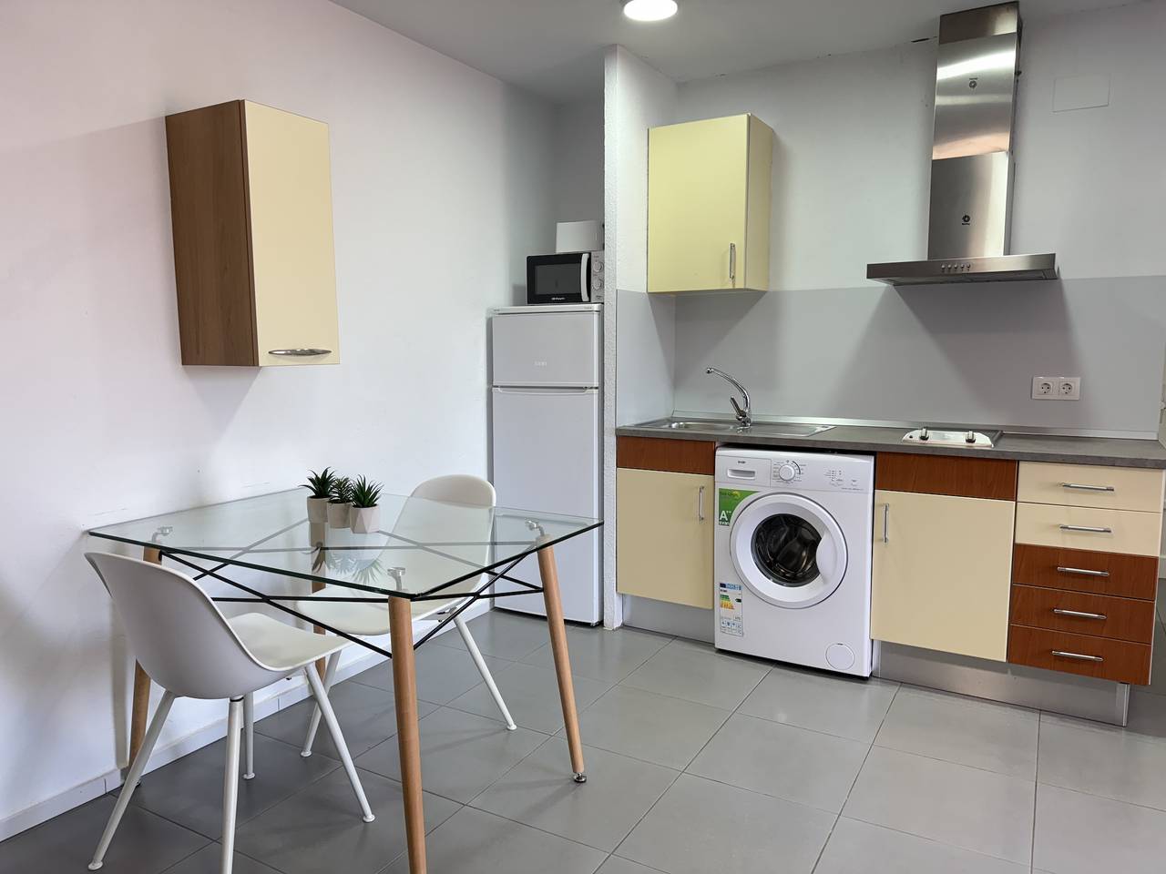 Gehele studio, Studio voor 2 personen met balkon/terras in Roses Centre, Roses