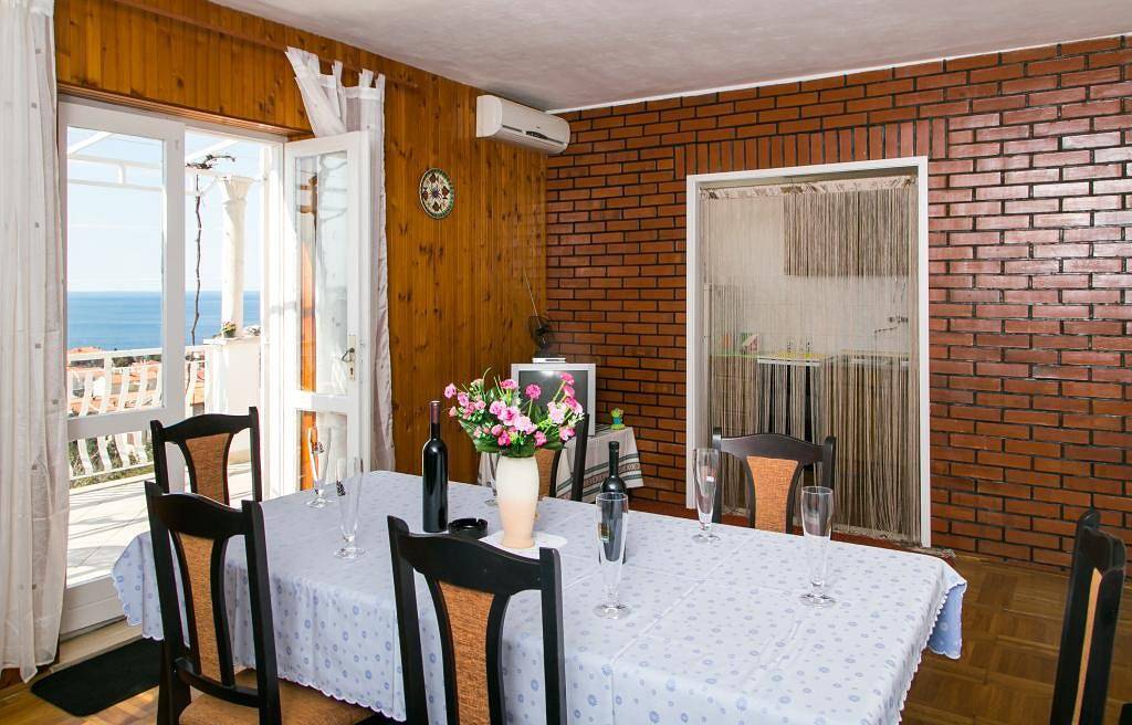 Apartamento entero, Apartment Angelina - Three Bedroom Apartment with Balcony and Sea View in Dubrovnik, Grad Dubrovnik