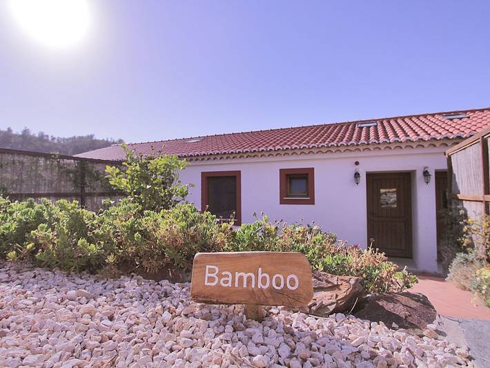 Ferienwohnung für 2 Personen, mit Terrasse und Pool sowie Garten - 1