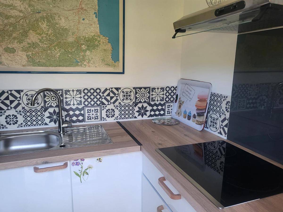 Studio Mer Montagne in Reynès, Côte méditerranéenne (France)