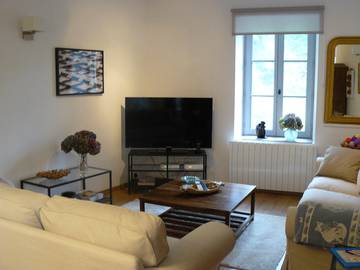 Gîte pour 4 personnes, avec terrasse et jardin à Viala-du-Tarn