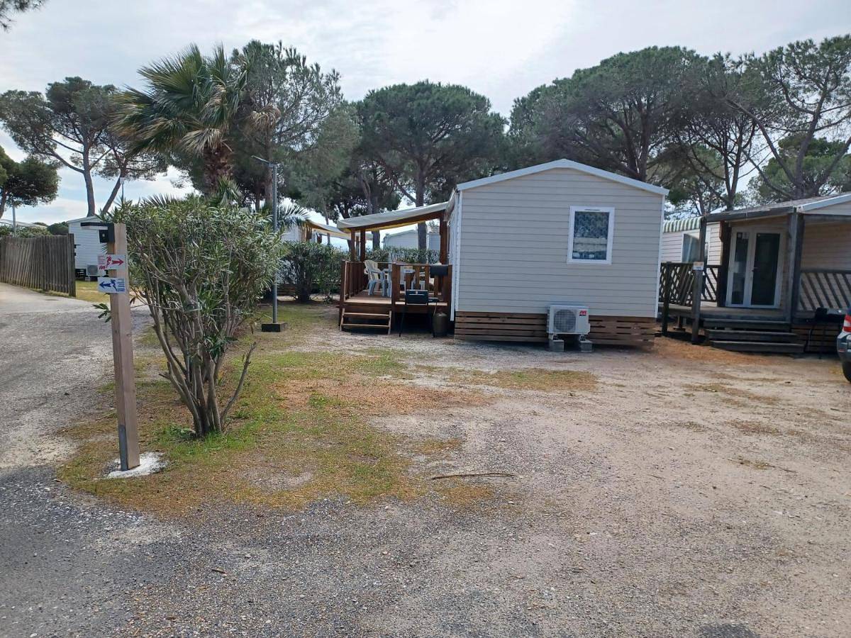 Mobil-home climatisé, tout confort, 3 ch, 6 pers, sans vis à vis, dans camping 4 étoiles à La Presqu'ile du Barcares in Le Barcarès, Côte d'Améthyste