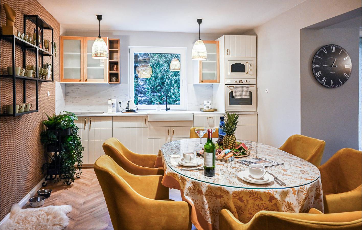 Ganze Ferienwohnung, Ferienwohnung für 8 Personen mit Seeblick in Stężyca, powiat kartuski