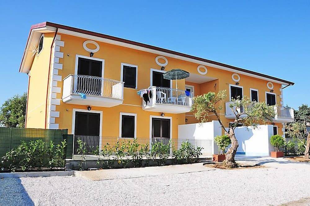 Entire apartment, Casale Cilento by Interhome in Licinella - Torre di Paestum, Cilento
