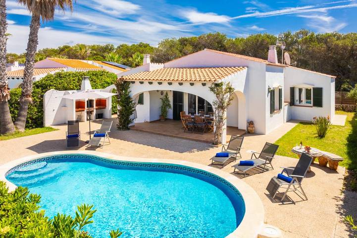 Casa vacanza per 6 persone, con terrazza e giardino a Ciutadella
