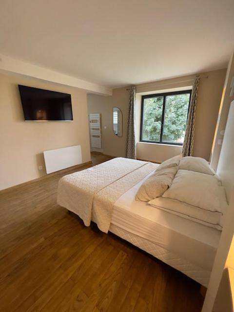 Five-Bedroom House in Val-Revermont, Jura Francais