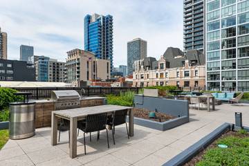 Vacation Rental for 5 Guests in Chicago, Cook County, Picture 3