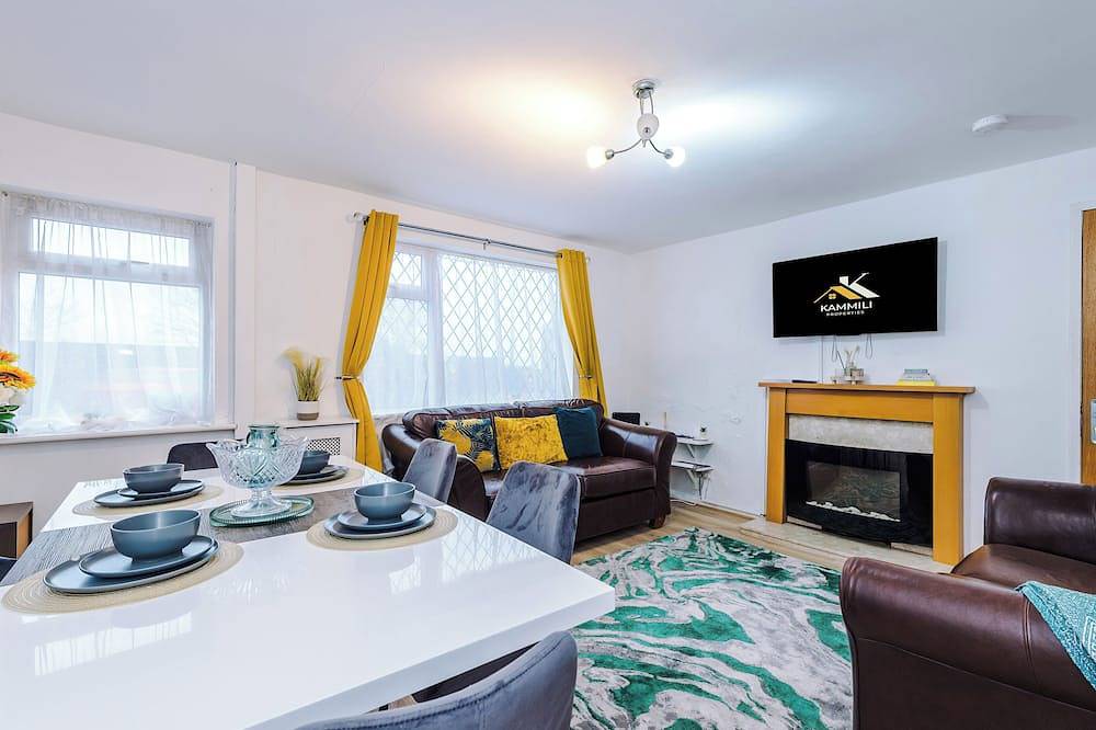 Spacious 5-Bed Home in Bolton — Built for Contractor Stays and Large Groups in Bolton (desambiguación), Gran Mánchester