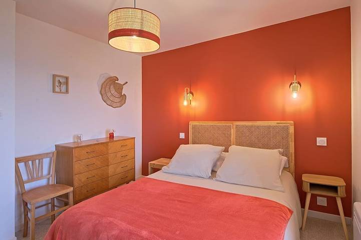 Location de vacances pour 8 personnes, avec balcon et jardin dans Plage du Royau - 4