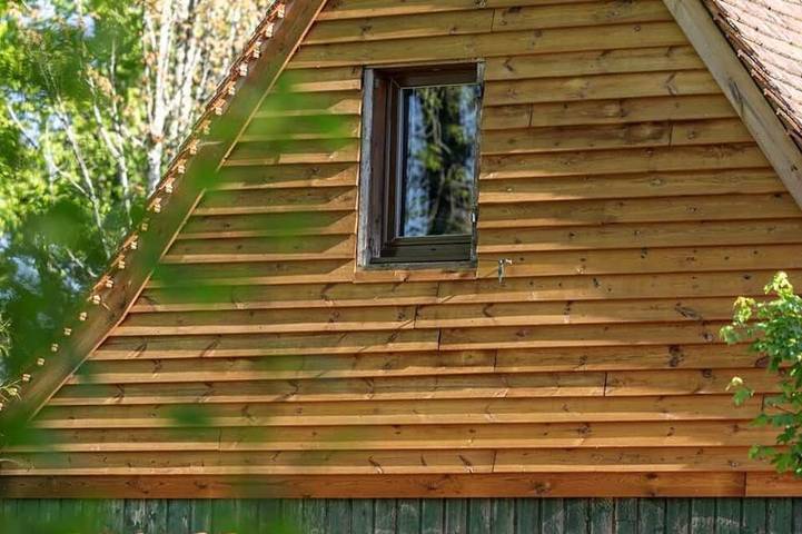Gîte pour 5 personnes, avec piscine, animaux acceptés à Saint-Avit-Sénieur