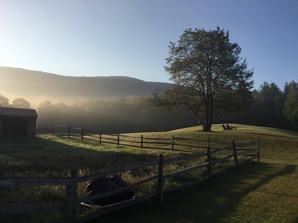 Historische erneuerte Scheune bei Boorn Brook Farm - Manchester Vermont in Green Mountain National Forest