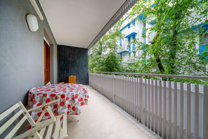 Appartamento intero, Guesthost - Cozy Apartment with Terrace in Grado in Spiaggia Grado Pineta, Grado