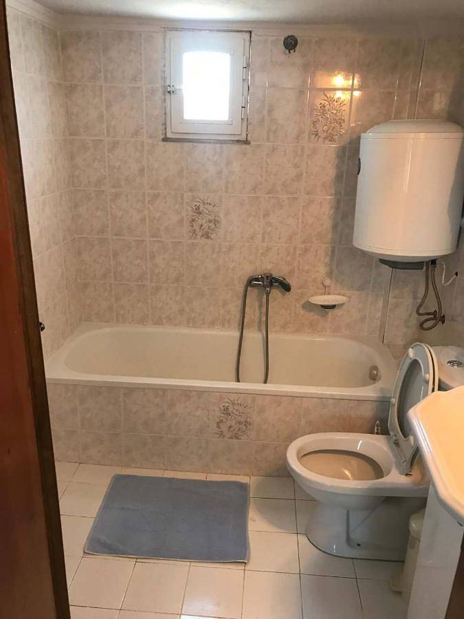 Gîte pour 9 personnes, avec terrasse ainsi que jardin et vue, animaux acceptés dans Nea Kallikratia - 3