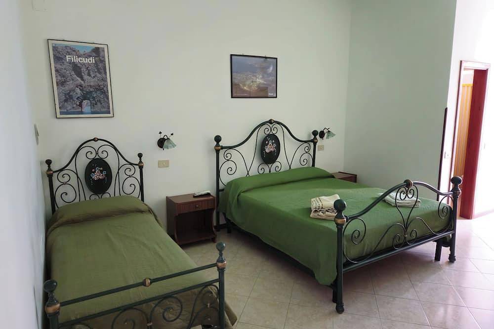 Ganze Wohnung, Zweizimmerwohnung mit Balkon in Lipari (Stadt), Lipari