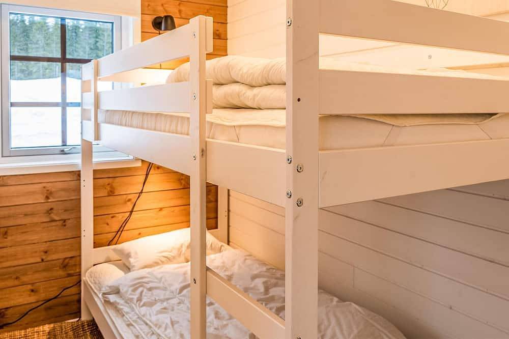 4 bedroom lovely home in Sysslebäck in Branäs, Värmlands land