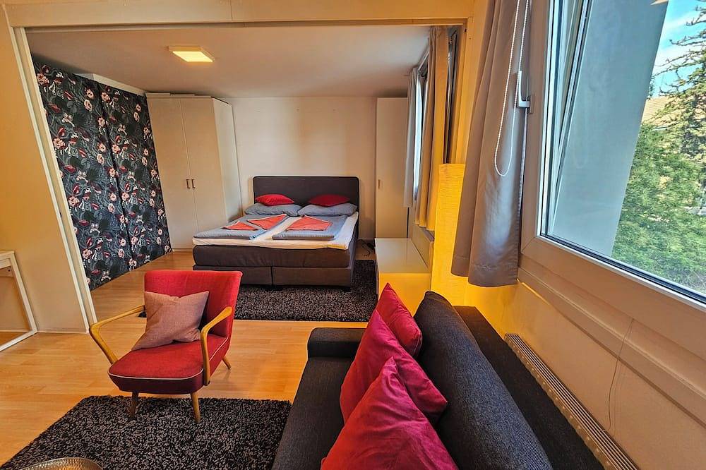 Ganze Wohnung, Yuki's Place - Un-Vic, Danube Beach and Subway near to Downtown Vienna in Wien, Donau Niederösterreich