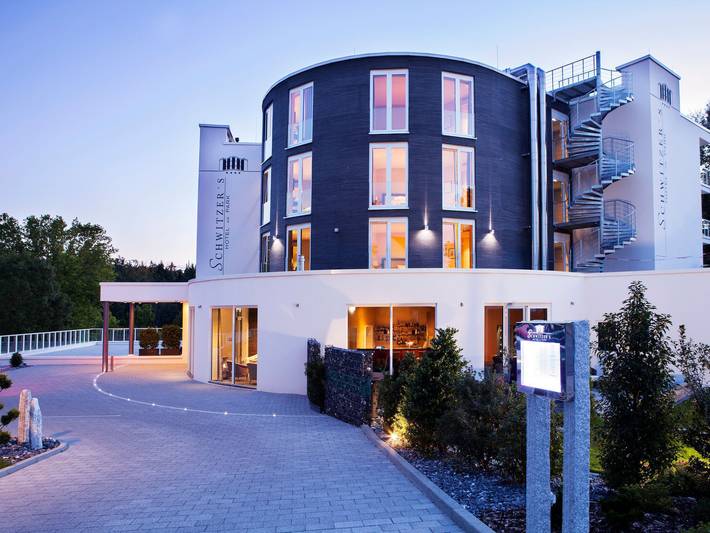 Hotel für 2 Personen, mit Garten und Balkon in Waldbronn