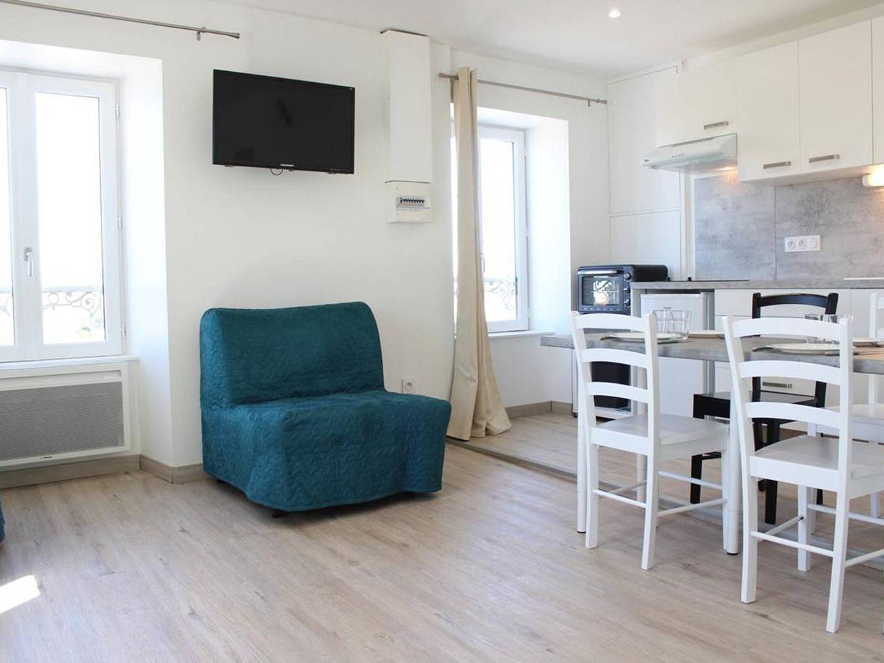 Apartamento entero, Estudio renovado en el corazón de La Rochelle, cerca del puerto in La Rochelle, Región de La Rochelle