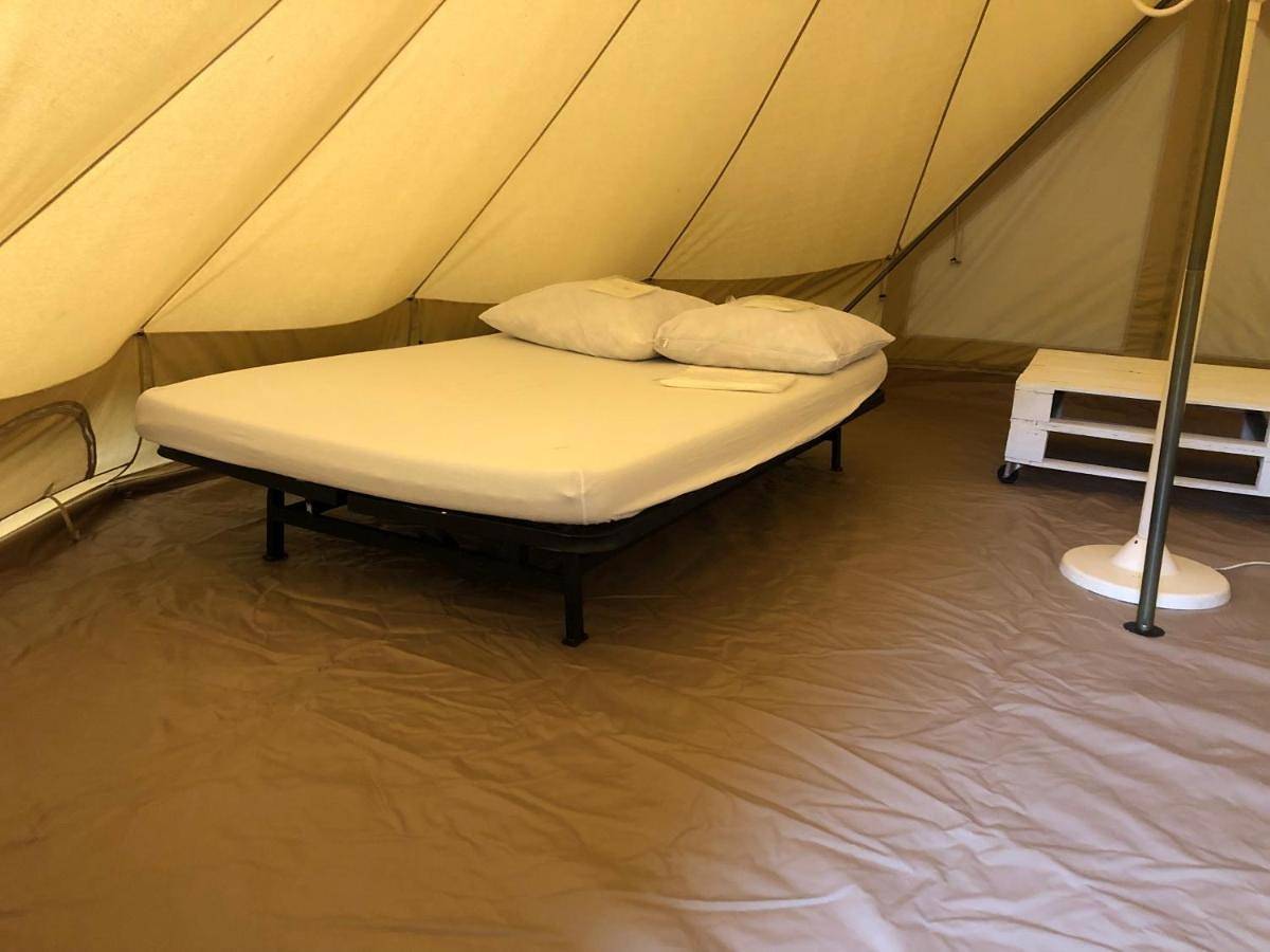 Camping Le Canoë in Chaussin, Jura