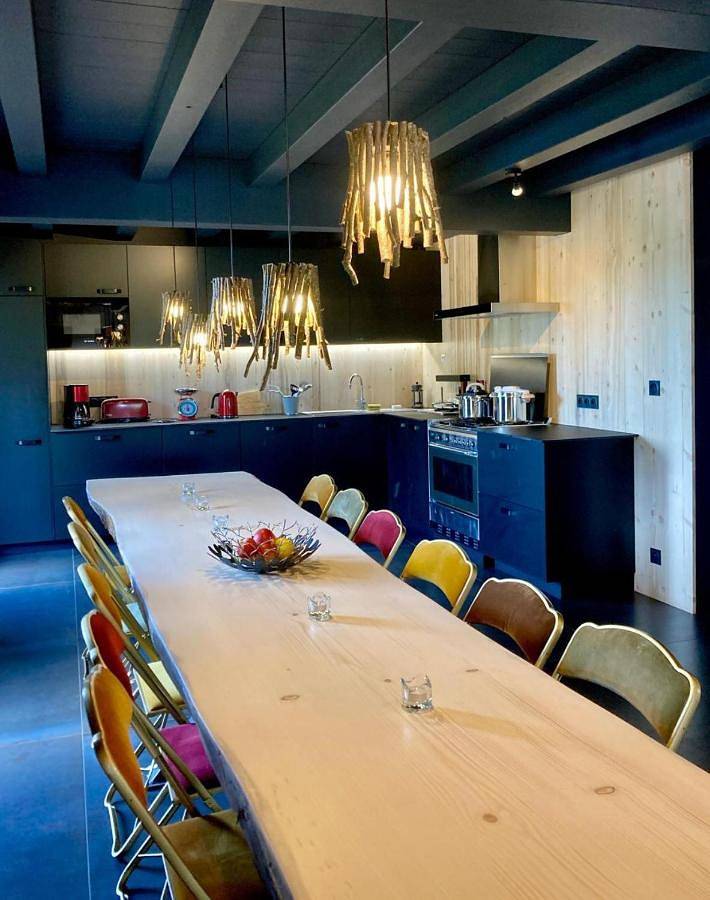 Gîte pour 11 personnes, avec terrasse et vue à Vacheresse - 3