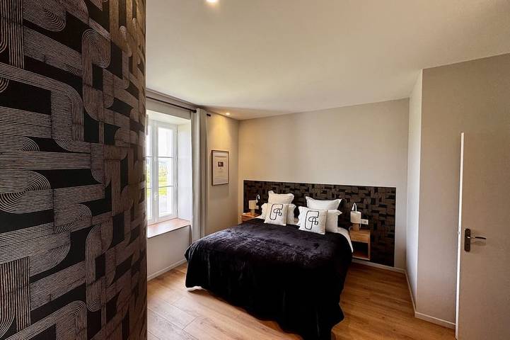 Location de vacances pour 6 personnes, avec jardin ainsi que piscine et terrasse, animaux acceptés à Saint-Sulpice-de-Faleyrens - 2