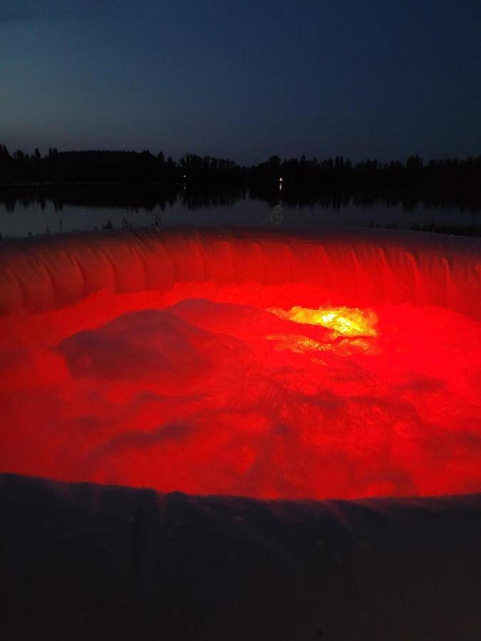Gîte pour 2 personnes, avec jardin ainsi que jacuzzi et terrasse à Mouliets-et-Villemartin - 3