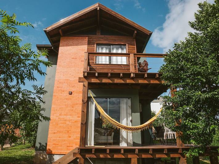 Casas e apartamentos de temporada para 6 pessoas, com balcão na Praia do Rosa