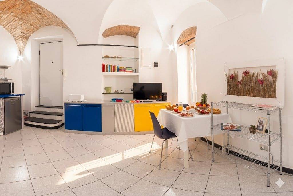 Ganze Wohnung, Studio im Zentrum mit Klimaanlage und Wifi | Ap54 in Oneglia, Imperia