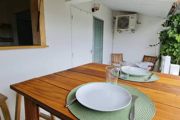 Gîte pour 4 personnes, avec terrasse dans Anse l'Etang - 3