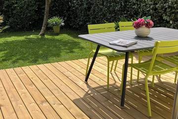 Gîte pour 4 personnes, avec terrasse et jardin dans Plage Kermor