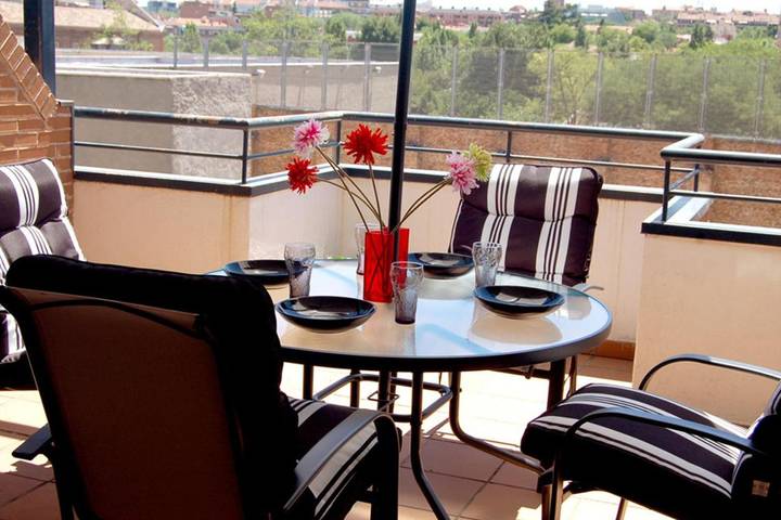 Apartamento de vacaciones para 4 personas, con vistas y terraza, Se admiten mascotas - 1