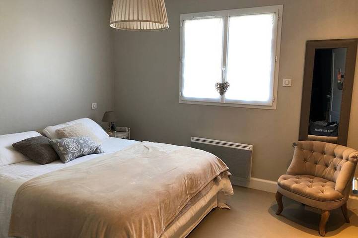 Location de vacances pour 8 personnes, avec terrasse et jardin à Gradignan - 4