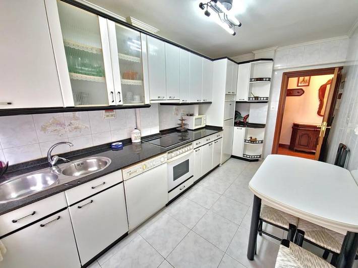 Apartamento de vacaciones para 4 personas, con balcón - 1