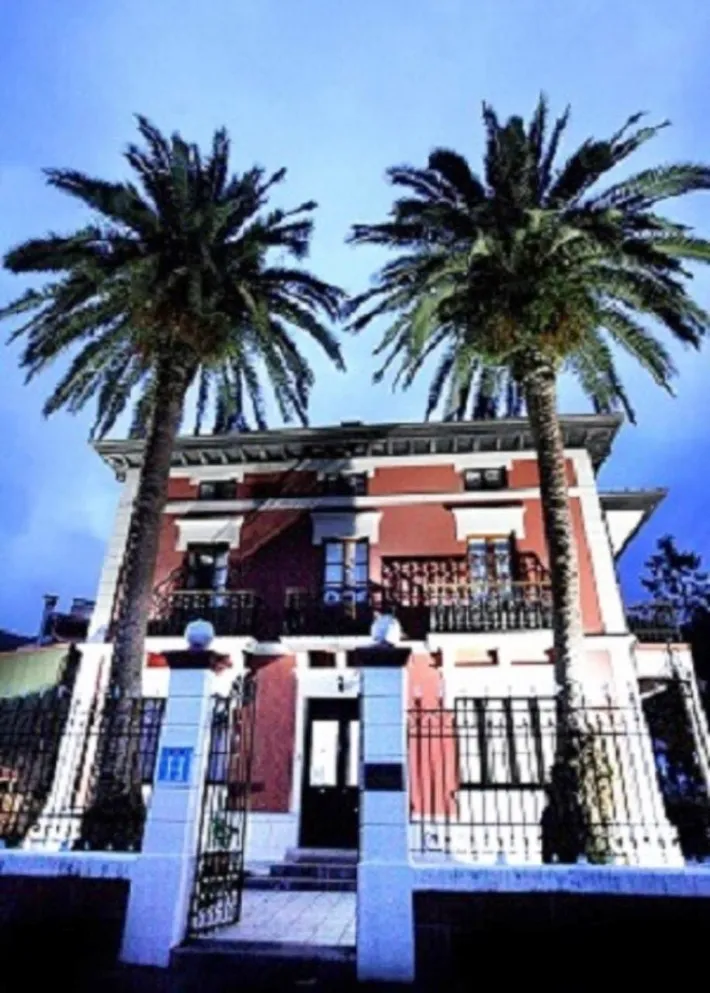 Hotel para 2 personas, con vistas y jardín - 1