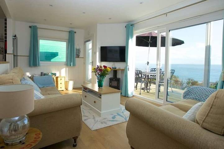 Chalet for 4 people, with garden on the Isle of Wight