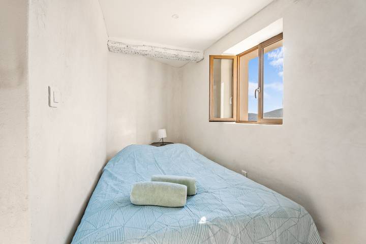 Casa de vacaciones para 4 personas con terraza in Coursegoules, Costa mediterránea (Francia)