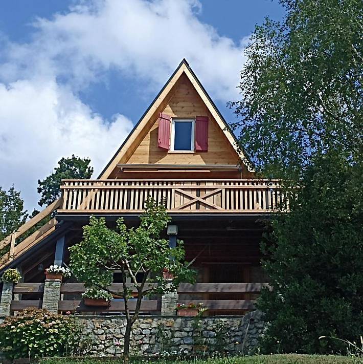 Gîte pour 3 personnes, avec Balcon et Terrasse ainsi que Jardin et Vue à Zogno