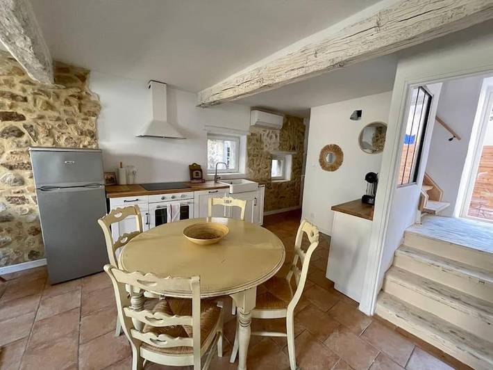 Location de vacances pour 6 personnes, avec terrasse à Villes-sur-Auzon