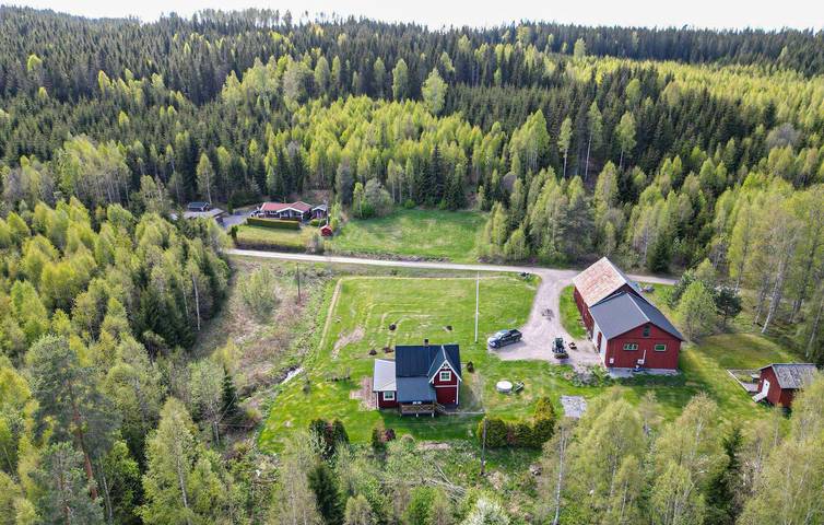 Ferienhaus für 6 Personen mit Seeblick in Eda