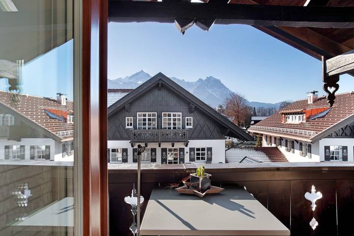 Studio entier, Studio « Alpspitzblick Riedel » avec vue sur la montagne, jardin commun et Wi-Fi in Garmisch-Partenkirchen, Alpes bavaroises