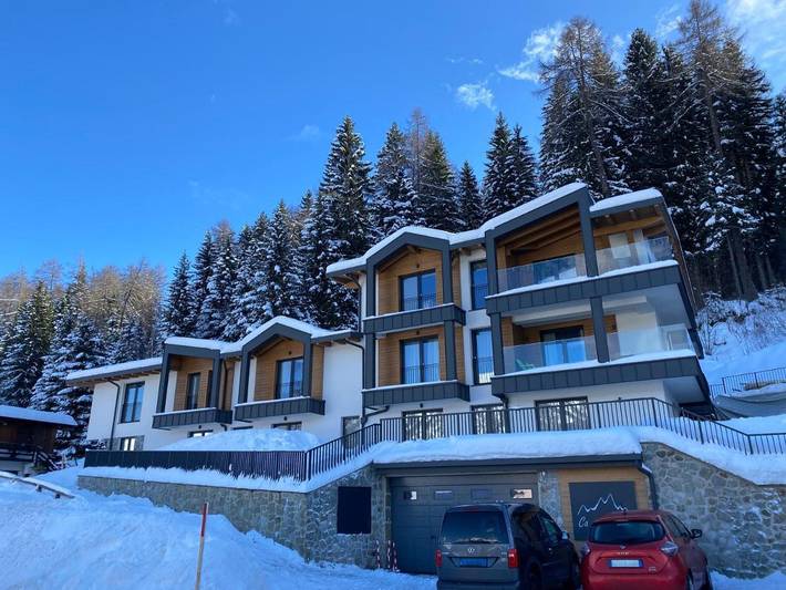 Appartamento per 6 persone, con Terrazza e Idromassaggio nonché Giardino e Sauna a Folgarida