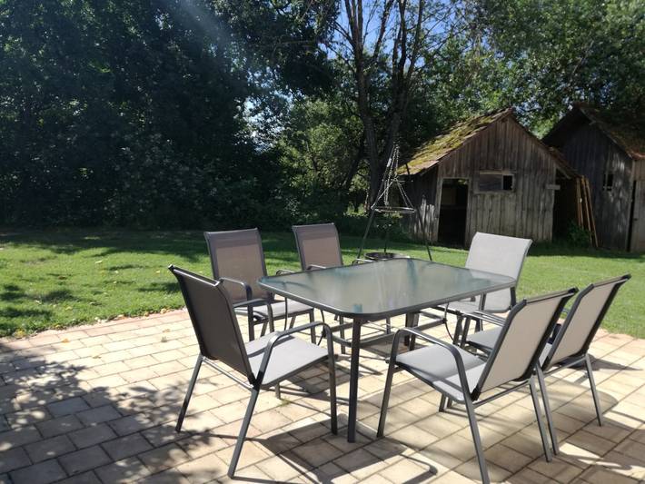 Ganze Wohnung, Apartment „Sonnenaufgang“ mit Bergblick, privater Terrasse und Wlan in Amtzell, Region Bodensee-Oberschwaben